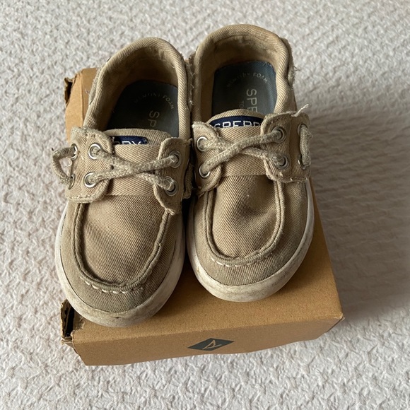 Toddler shoes - Picture 1 of 4